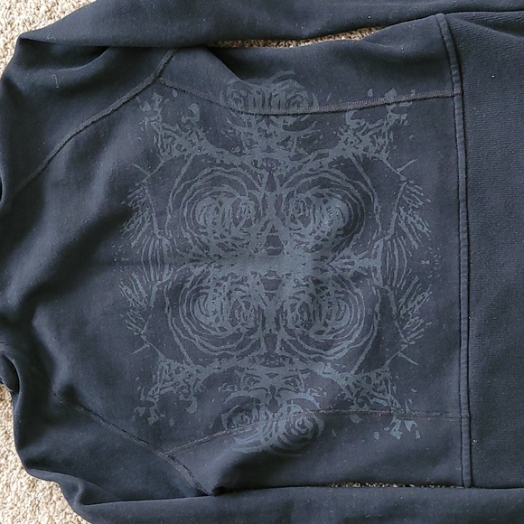 Lululemon Black Scuba Hoodie w/ white logo, printed on Back Size 6 - Picture 9 of 12